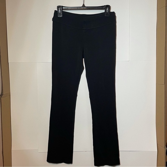 marciano Black Leggings pants with hook loop hardware on back of leg 4 - Picture 10 of 12